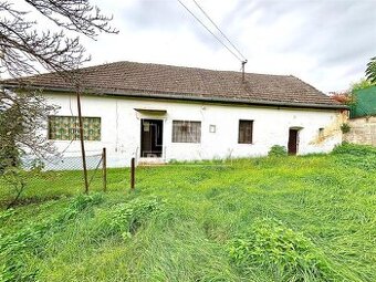 Na predaj starší vidiecky dom M. Krštenany okr. Partizánske