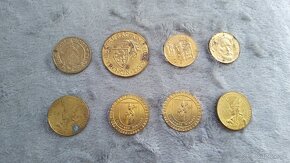 Rôzne mince minca koruna halier dukát medaila