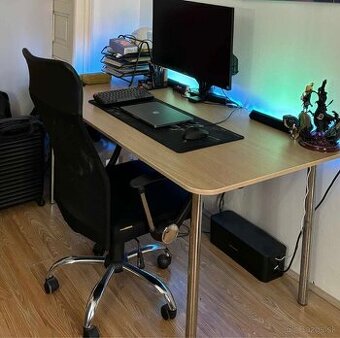 Predám počítačový stolík