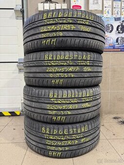 R17 225/45 Bridgestone Turanza T001 91W 4x4MM DOT0317