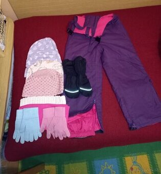 Detské otepľovačky veľ.128 +čiapky,rukavice,nákrčníky -BALÍK