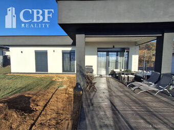 NA PREDAJ NOVOSTAVBA RODINNÉHO DOMU V ROŽŇAVE 