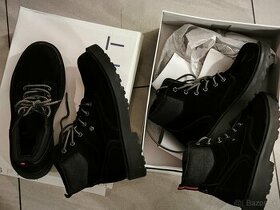 Zimné topánky Esprit, veľkosť 41, 2x obuté, jeden pár