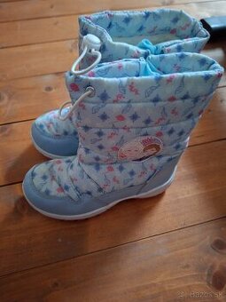 Predám dievcenské snehule