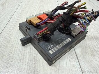 Riadiaca Jednotka 8E0 907 279 F