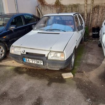 Predam škoda favorit.