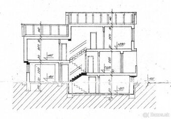 Veľký dom na podnikanie aj bývanie Košice