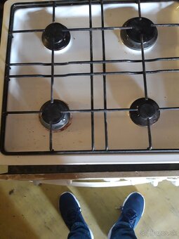 Predam vstávany sporak Gorenje