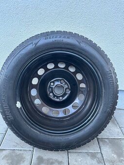 Zimné pneumatiky 205/55 R16 Bringestone