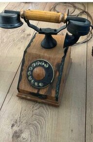 Starozitny telefon Tesla