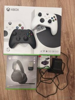 Xbox series S 1 TB, dva ovládače, slúchadlá, batérie, nový
