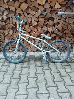 Freestyle  BMX GT BIKE