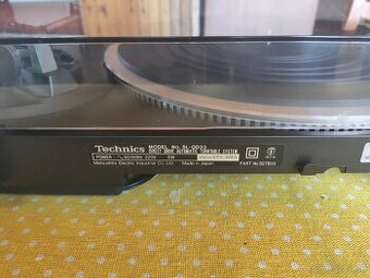 gramofón Technics SL-QD33