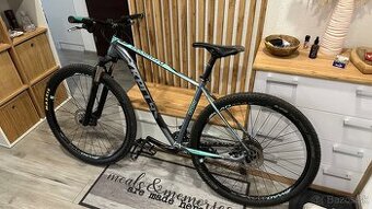 Kellys Desire 70 - L / Kolesá 29"