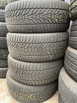 265/45 R20 Hankook W330 (zimné), Ročník 2021