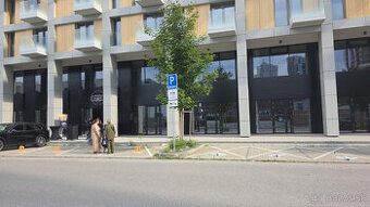 2 izbový byt v projekte Metropolis s výhľadom na Mesto