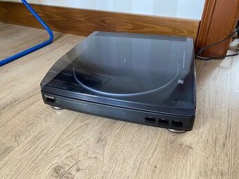Gramofon AIWA PX855EZ - S novým nepoužívaným hrotom.