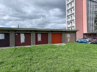 REZERVOVANÉ: Murovaná garáž (Stavomontáže)