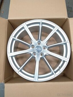 19" originál alu AUDI RS4,RS5,Q5.