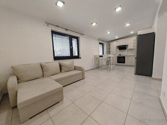 2 izbový byt na prenájom PB ihneď voľný