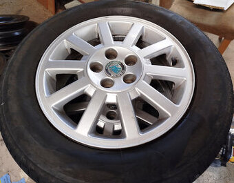 Predam Al.kolesa na Skoda Octavia 1. 5x100 pneu 195/65R15