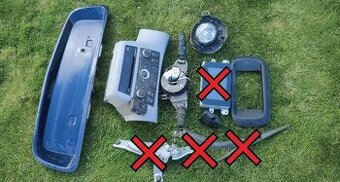 Nissan Primera Almera Tino Navara - radio kryt tlacidlo