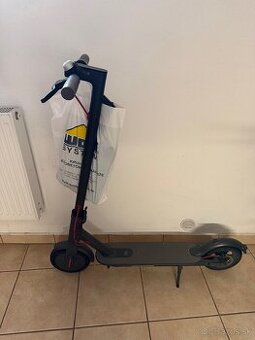 Kolobezka Xiaomi m365