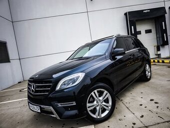 Mercedes-Benz ML350 CDI 4-MATIC AMG-packet
