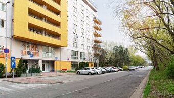 Na predaj 2 izb. byt Bratislava, 75 m2, Petržalka ,Antolská