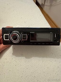 Autorádio Orava s Bluetooth