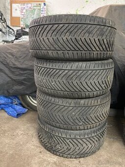 Sebring 225/40r18 celorocne