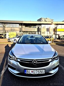 Opel astra 2018