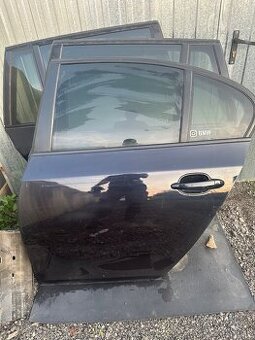 Zadne ľave dvere bmw e60 carbonschwarz