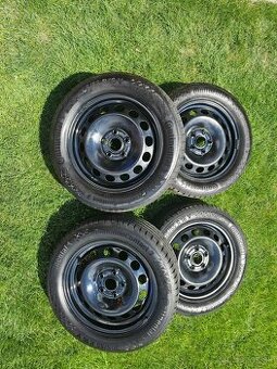 205/55 R16 Continental + plechove disky