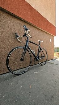 Predám karbónový bicykel Trek Emonda
