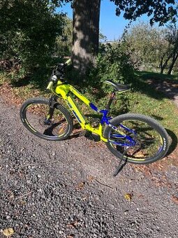 Crussis E-LARGO 7.6 720 WH 1260Km