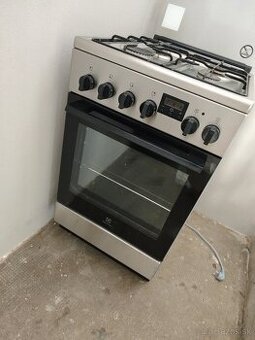 Kombinovaný sporák Electrolux