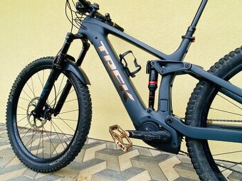 Trek Rail 9.8 XT Project One Carbon
