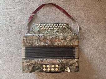 Heligónka Hohner Club IIB Victoria