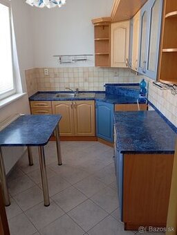 na predaj 3 izbový krásny byt v Ladcoch