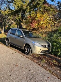 REZERVOVANÉ Predám Dacia Sandero 1.4