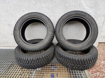 Pneu DUNLOP 225/60 R 17 99Y