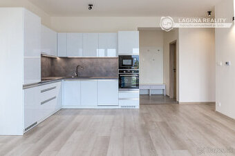 PRENÁJOM Byt 2+1 (61 m2) balkón, novostavba Iglovia