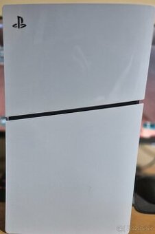PS5 Slim s mechanikou (1TB) - 1