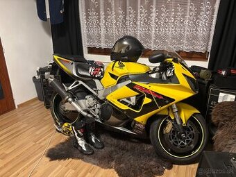 Honda cbr929rr fireblade