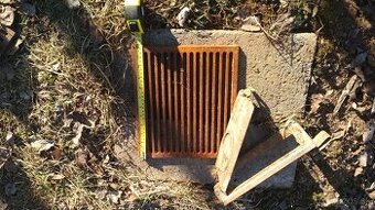 Predám rošt a dvierka do krbových kachlí