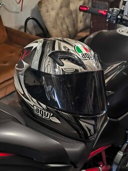 Priliba AGV T2