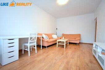 Zariadený 2 izbový byt Centrum, ul Holubyho