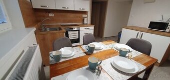 Ubytovanie pre skupiny, pracovníkov alebo turistov.