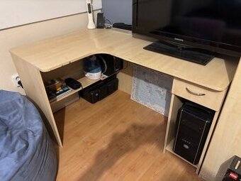 Pracovný stôl tvar L